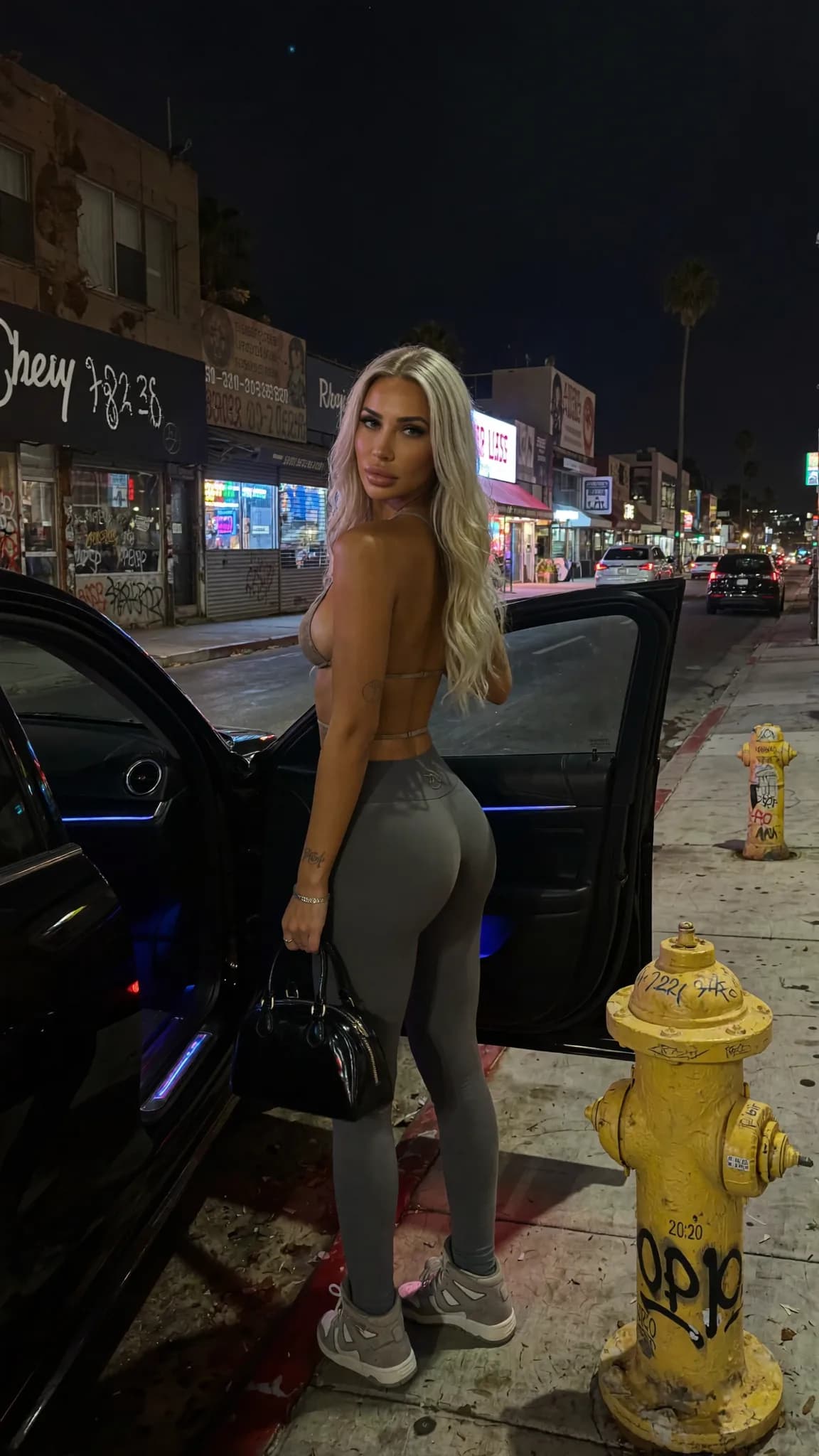 hf_20260704_171027_c28fabbc-a050-4922-a605-d9e748789c53.webp